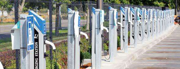 2040年全球電動(dòng)汽車(chē)將達(dá)5億輛 但充電樁還存巨大缺口