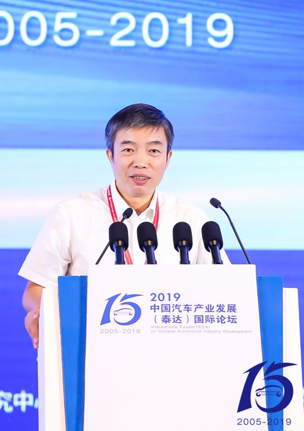 財(cái)政部：氫燃料電池汽車尚不具備大規(guī)模推廣條件 純電動(dòng)路線不會(huì)動(dòng)搖