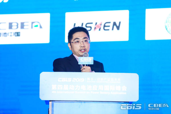 逸飛激光冉昌林：動(dòng)力電池?cái)?shù)字化車間規(guī)劃與建設(shè)探討