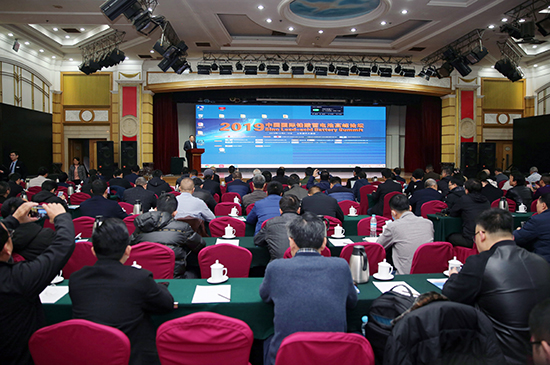 劉彥龍：電池產(chǎn)業(yè)鏈企業(yè)要提升產(chǎn)品綜合優(yōu)勢(shì)