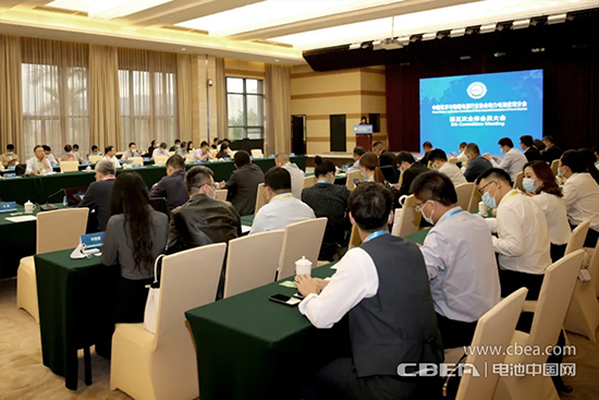 “車電分離”模式可行否？這場(chǎng)閉門會(huì)議上產(chǎn)業(yè)鏈大佬給出新看法