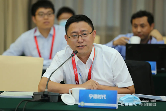 “車電分離”模式可行否？這場(chǎng)閉門會(huì)議上產(chǎn)業(yè)鏈大佬給出新看法