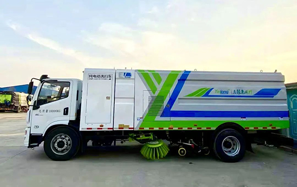 潔凈新天地 銀隆市政車進(jìn)駐臨沂