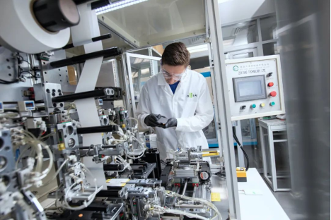 破解高固含量導(dǎo)電難題，單壁碳納米管助力鋰電池實現(xiàn)360Wh/kg