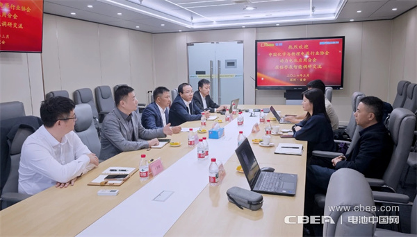 譽辰智能出口占比超4成 已布局固態電池設備 譽辰智能出口占比超4成 已布局固態電池設備